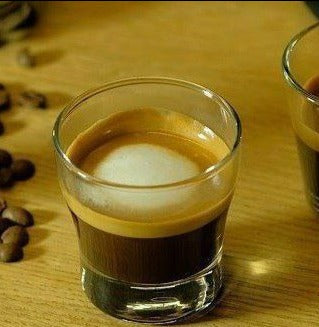 طقم أكواب لقهوة الإسبريسو: لتستمتع بقهوتك المفضلة بأكواب زجاجية رائعة